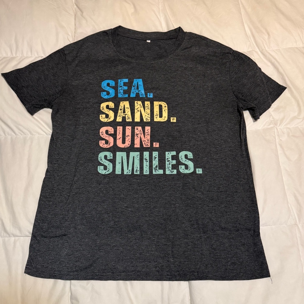 Summery women’s tee